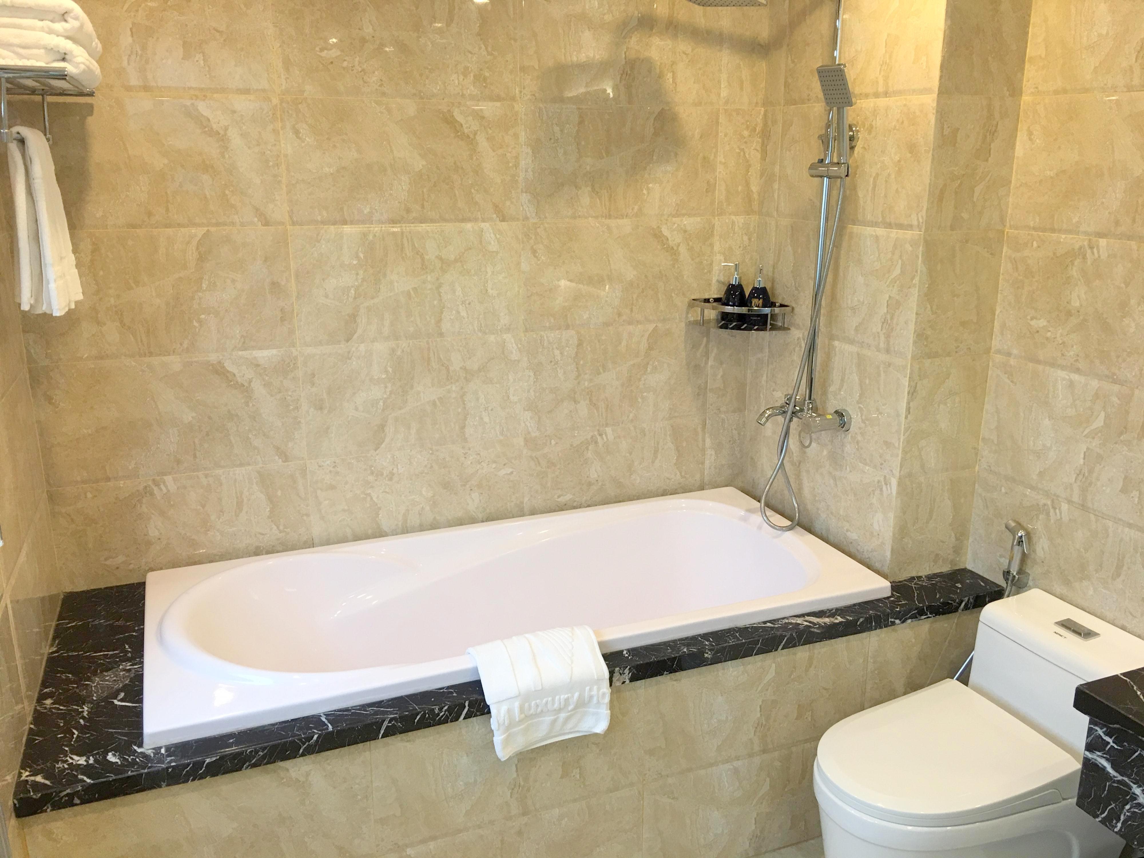 T&M Luxury Hotel Hanoï Extérieur photo