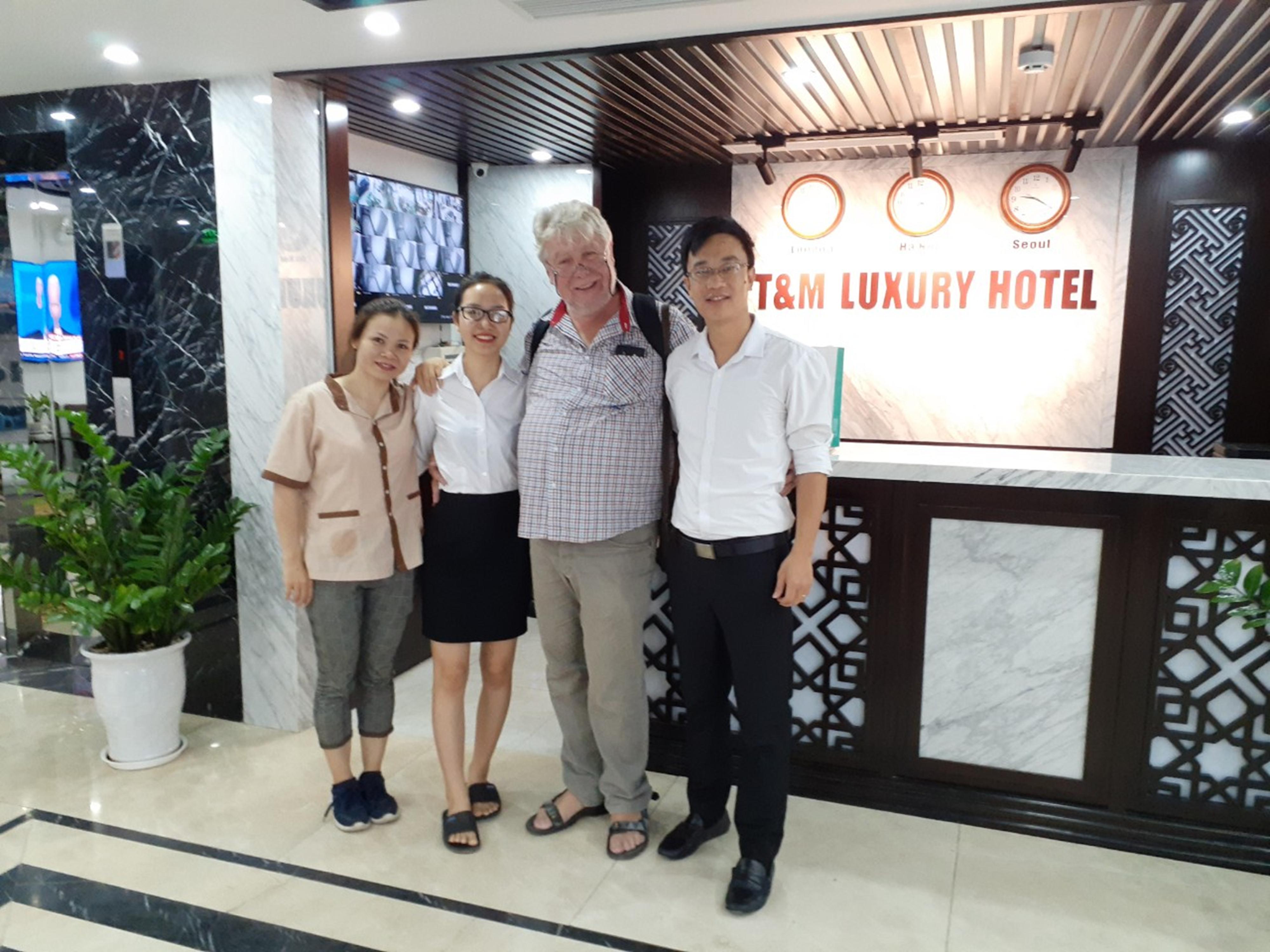 T&M Luxury Hotel Hanoï Extérieur photo