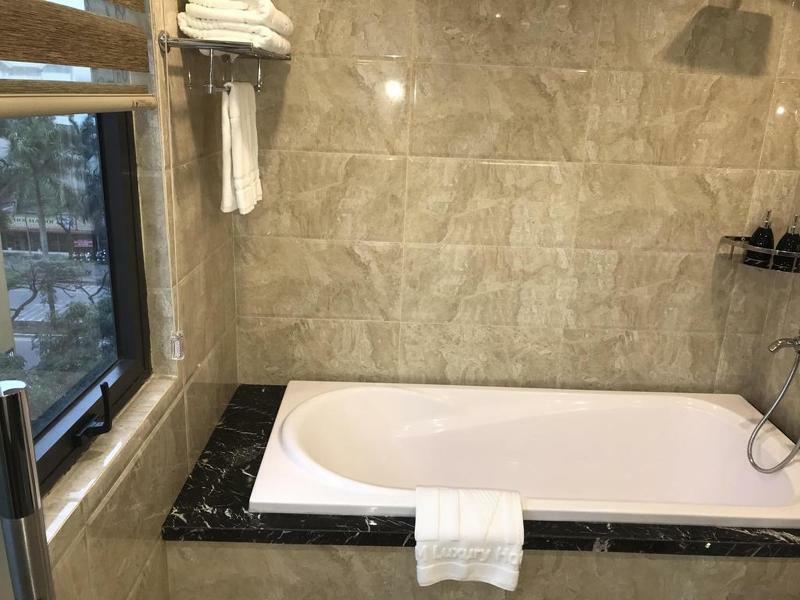 T&M Luxury Hotel Hanoï Extérieur photo